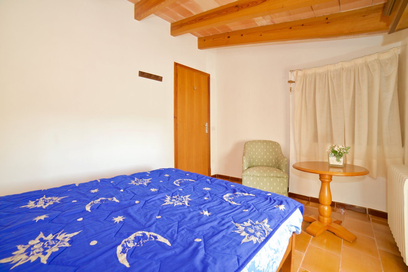 14-1180-Villasyfincasmallorca.jpg Charming Village House for Rent in Ses Salines with Garden