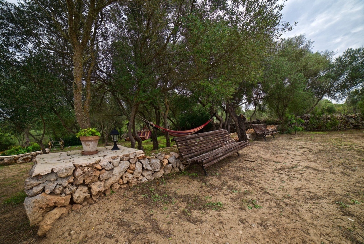 Alquiler casa de campo en Sineu con jardín y chimenea