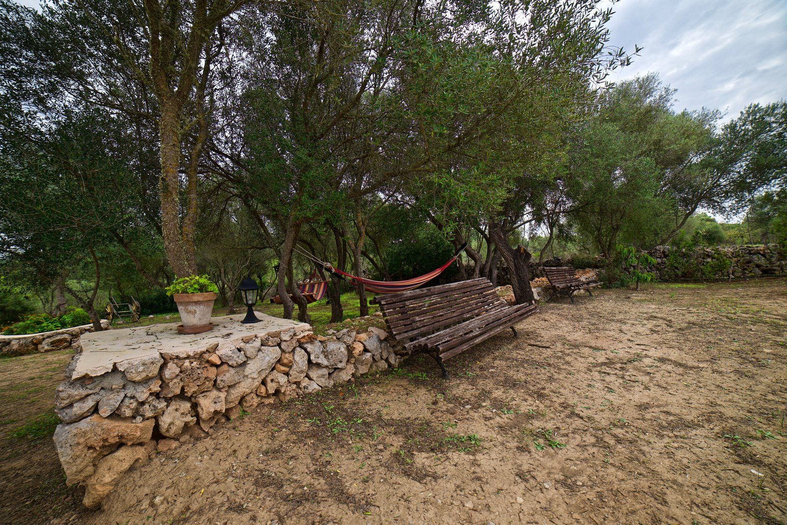 14-2021-Villasyfincasmallorca.jpg Alquiler casa de campo en Sineu con jardín y chimenea