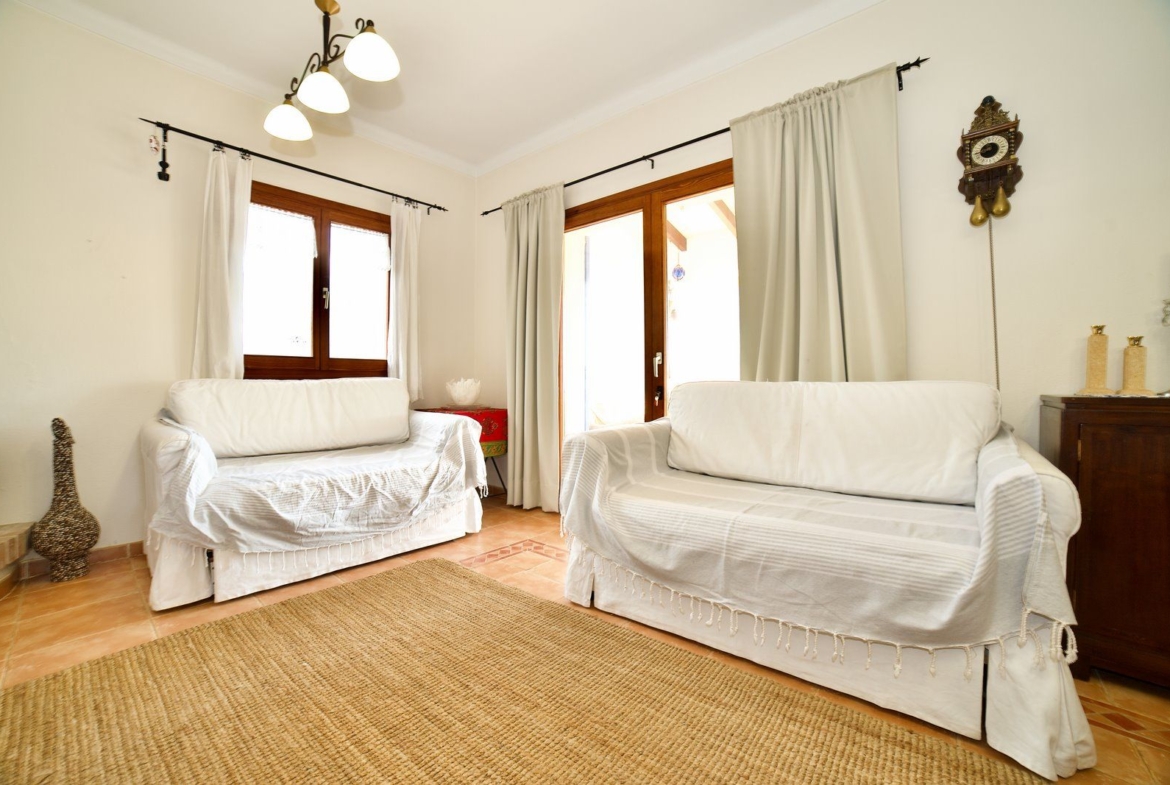 Chalet amueblado en alquiler cerca de Cala Santanyí con jardín