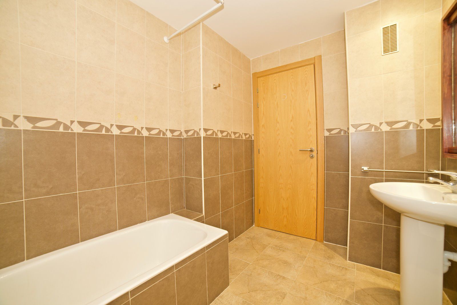 2-Bedroom Apartment for Rent in Campos, Mallorca