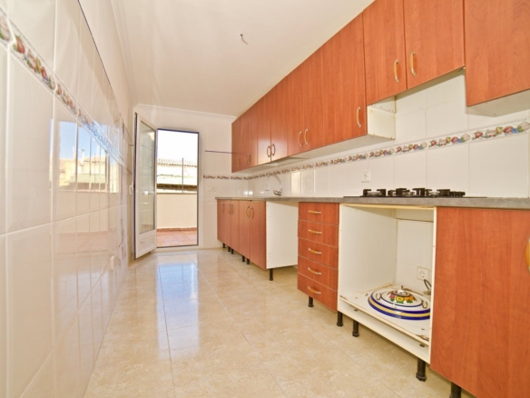 Piso en venta en Campos con gran terraza y 3 habitaciones