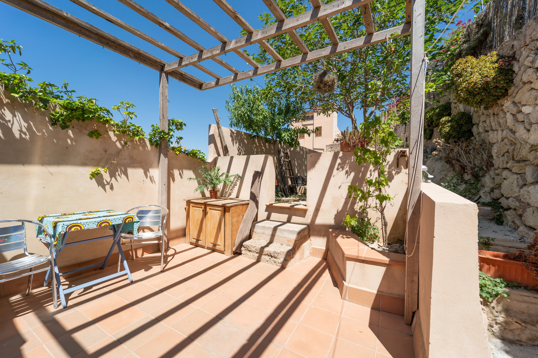 Casa de pueblo en Montuïri con encanto rústico y amplios exteriores