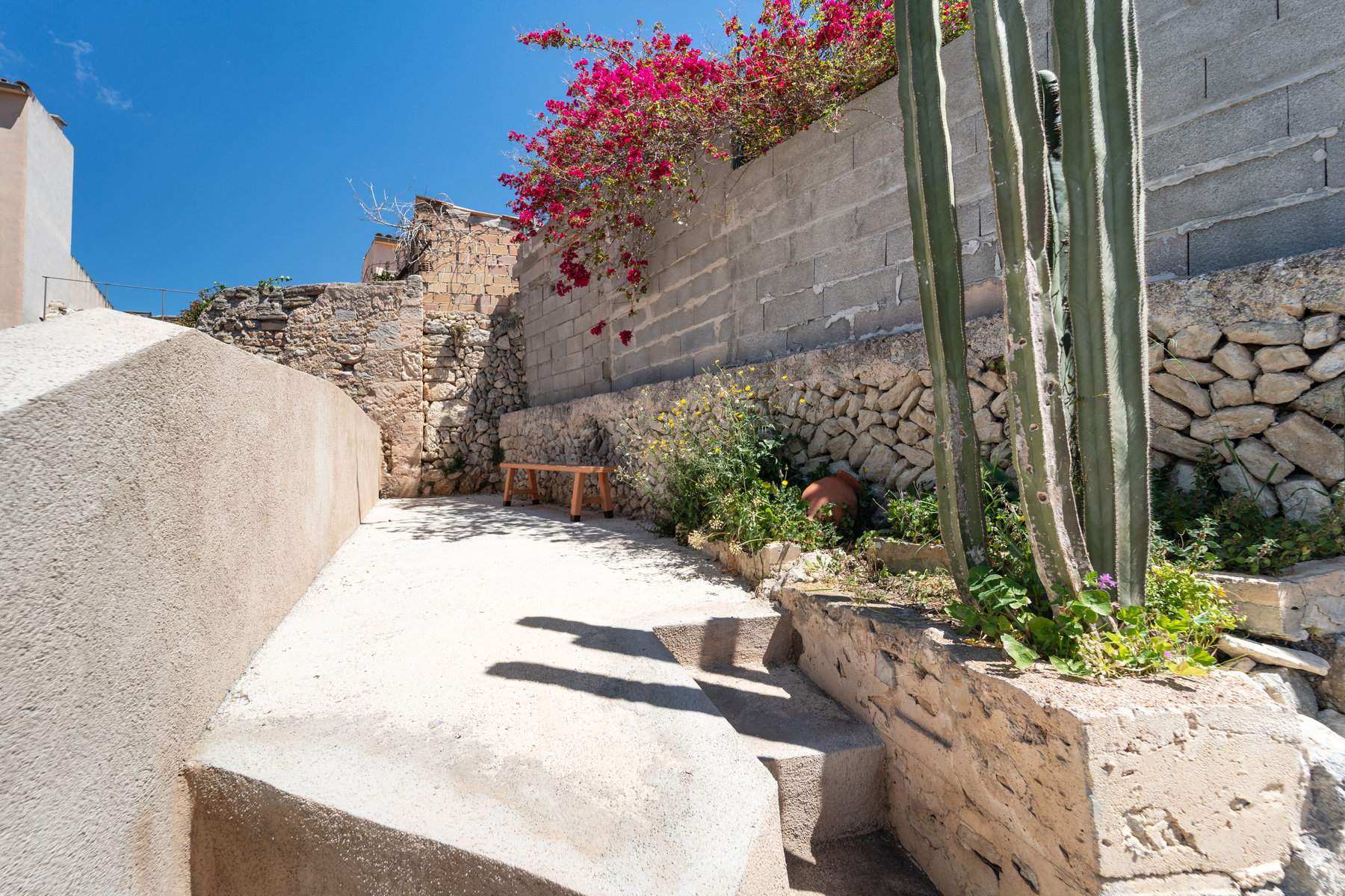 Casa de pueblo en Montuïri con encanto rústico y amplios exteriores
