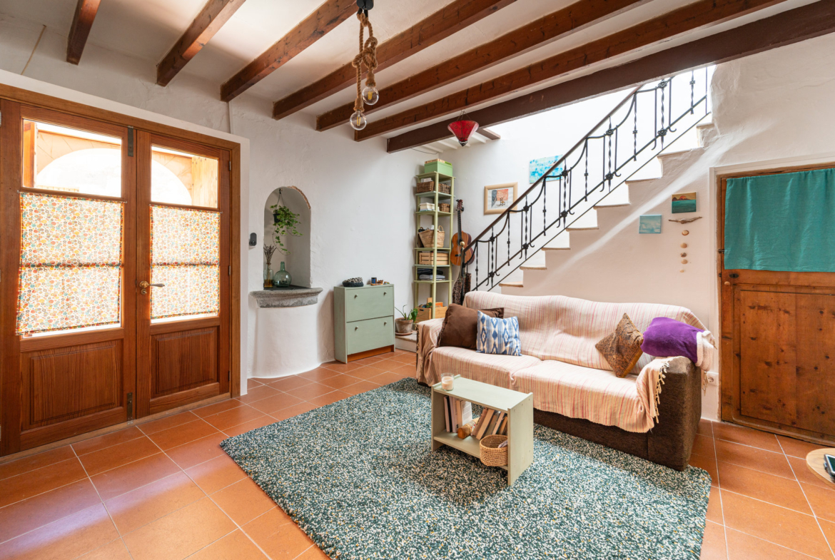 Casa de pueblo en Montuïri con encanto rústico y amplios exteriores