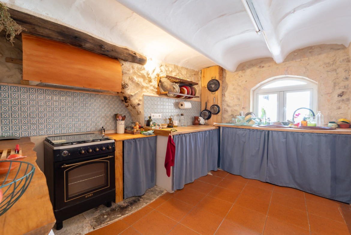 Casa de pueblo en Montuïri con encanto rústico y amplios exteriores