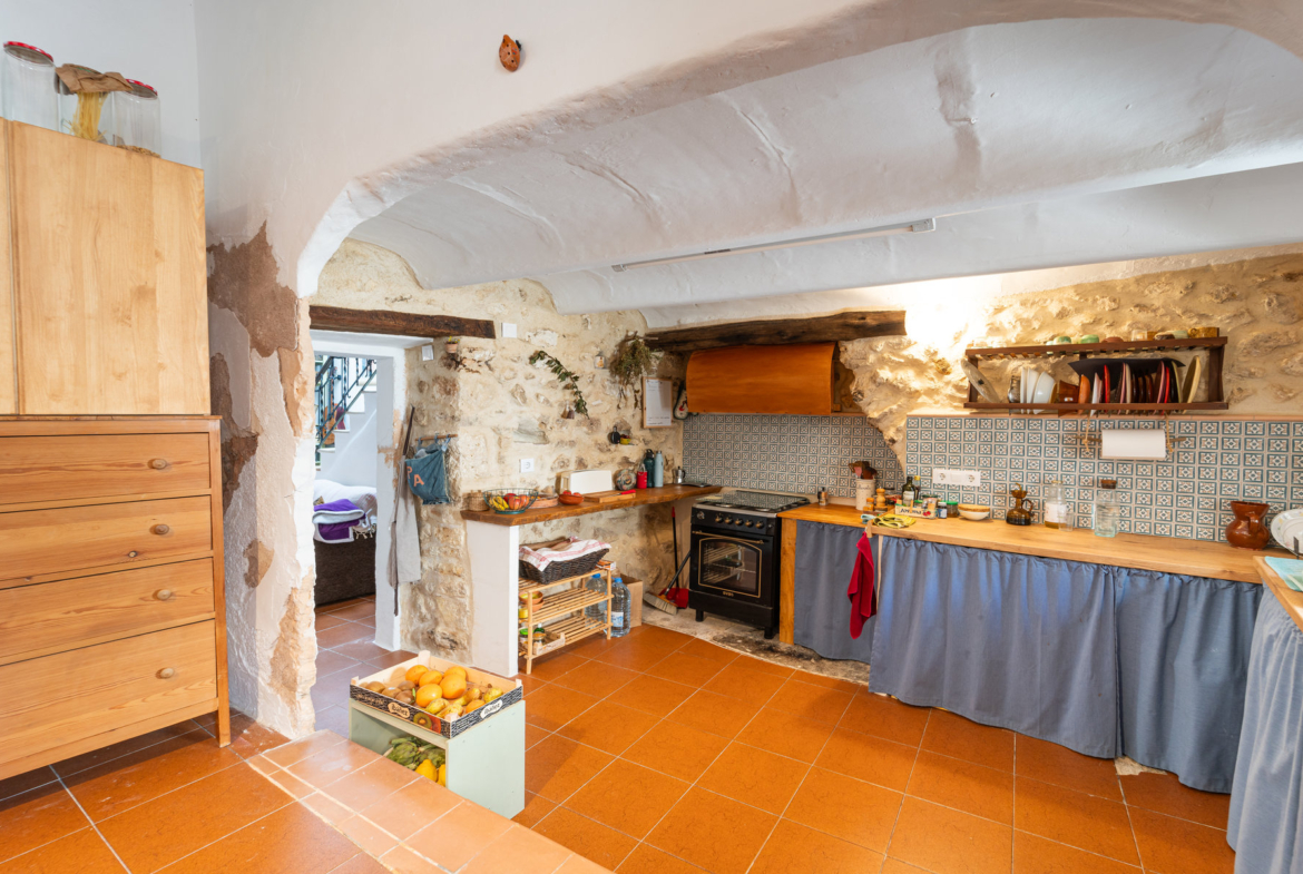 Casa de pueblo en Montuïri con encanto rústico y amplios exteriores