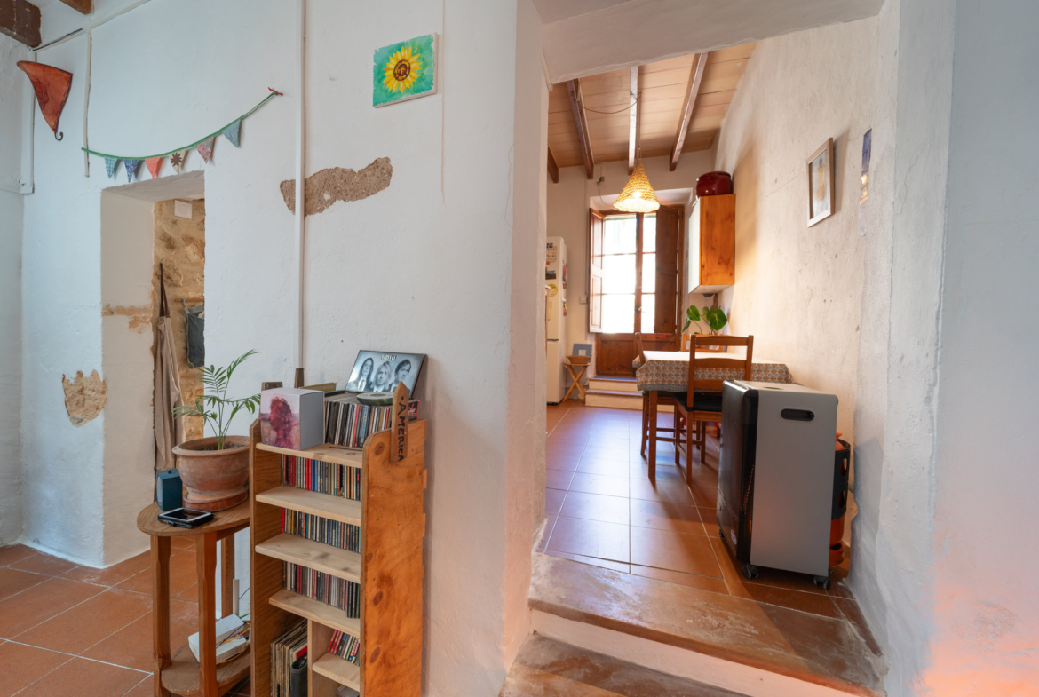 Casa de pueblo en Montuïri con encanto rústico y amplios exteriores