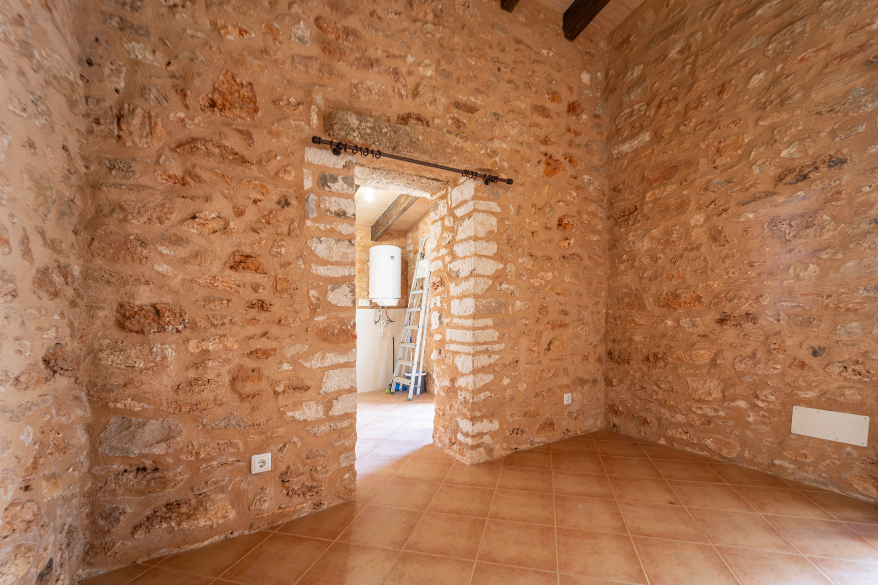 1407-Charming-town-house-to-rent-with-garden-in-Santanyi.27.jpg Casa de pueblo con terraza y jardín en Santanyí