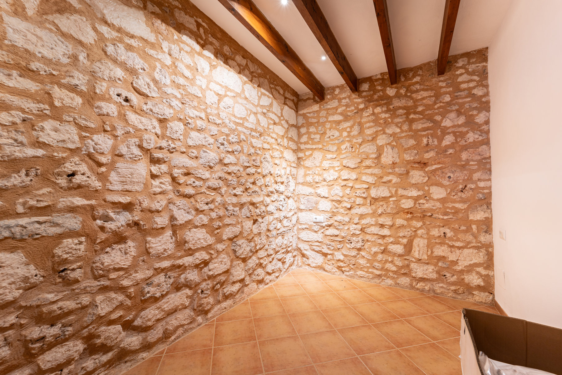 1407-Charming-town-house-to-rent-with-garden-in-Santanyi.8.jpg Casa de pueblo con terraza y jardín en Santanyí