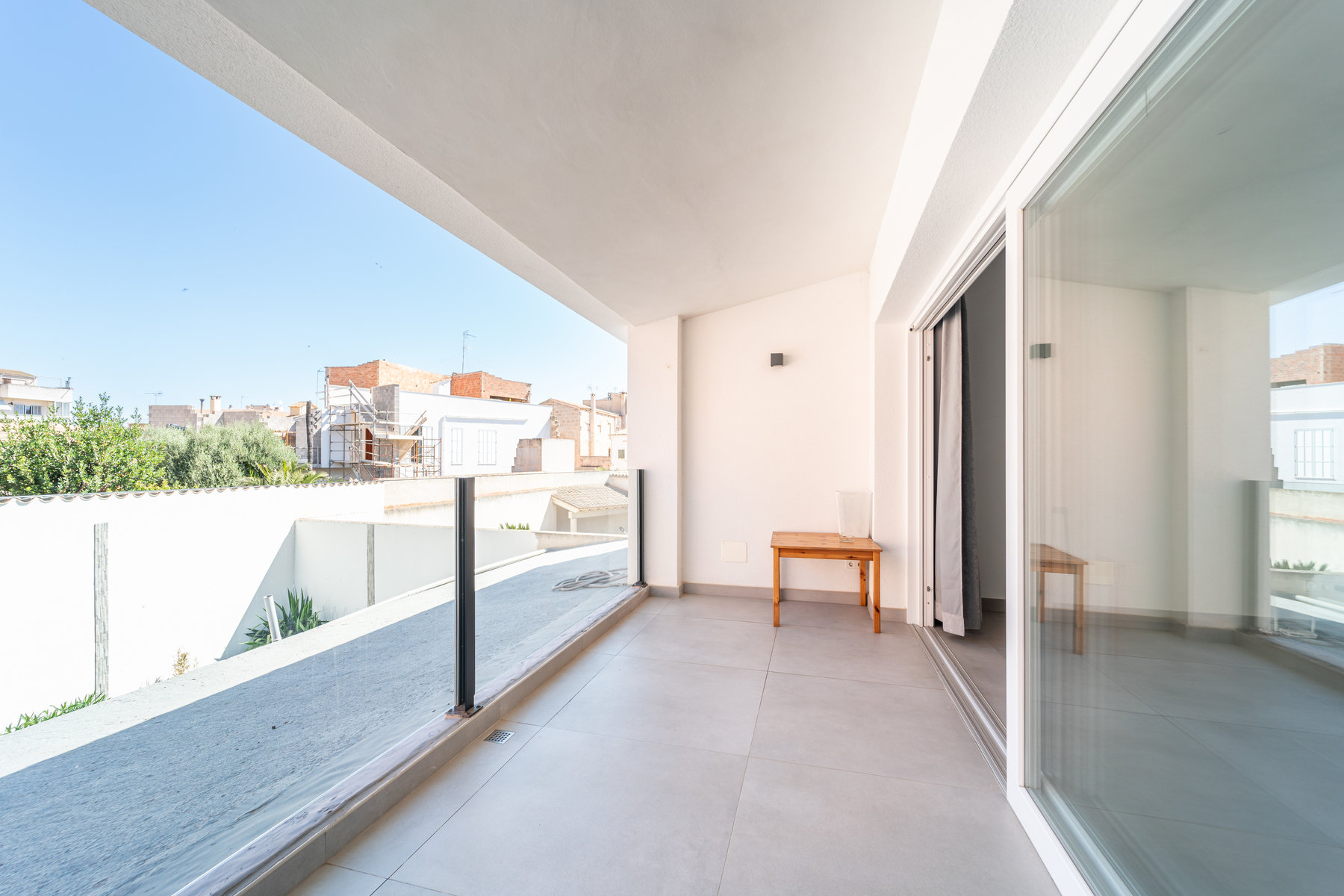 1409-Bright-and-modern-apartnment-to-rent-in-Campos-with-terrace.-10.jpg Modernes Penthouse mit Terrasse zur Miete in Campos