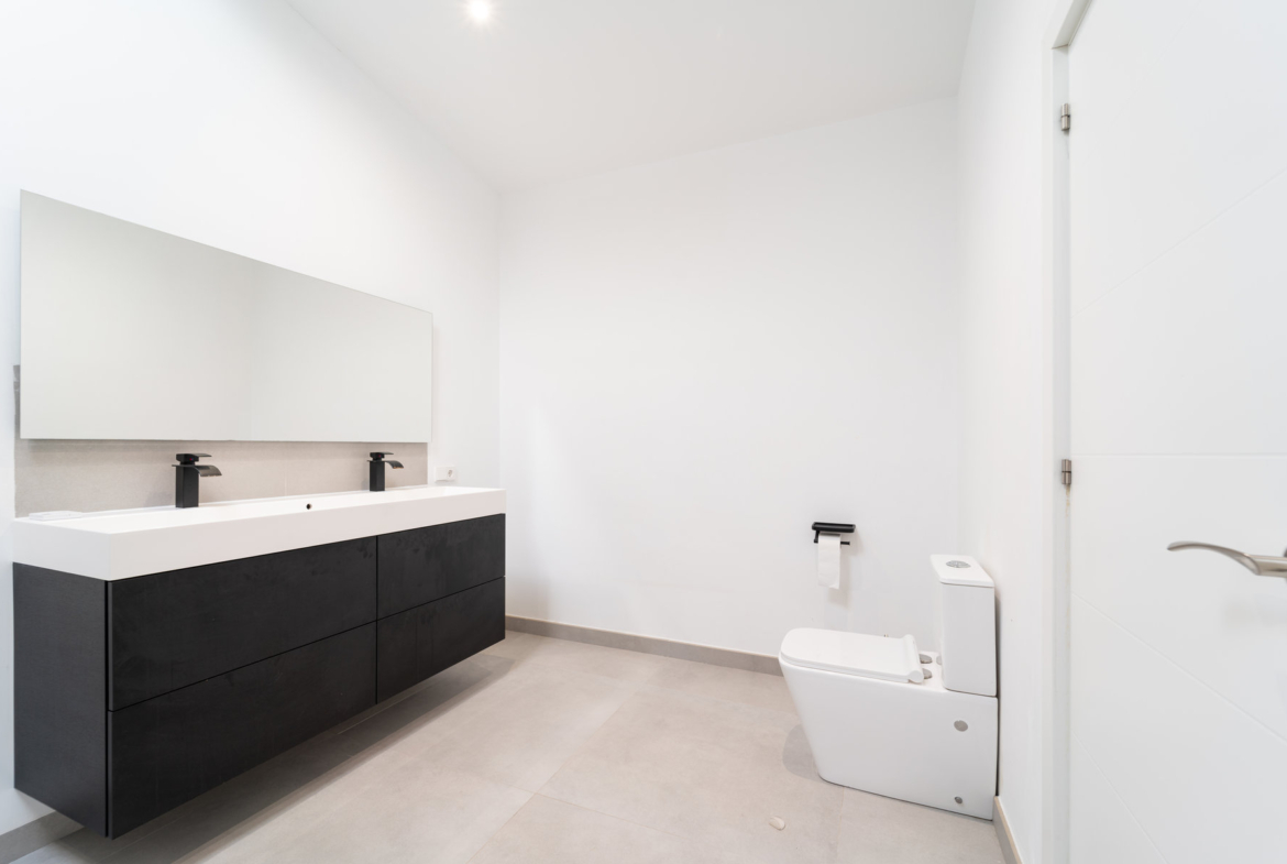 Modernes Penthouse mit Terrasse zur Miete in Campos
