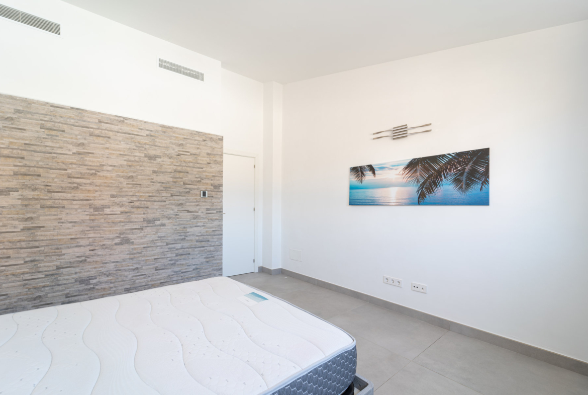 Modernes Penthouse mit Terrasse zur Miete in Campos