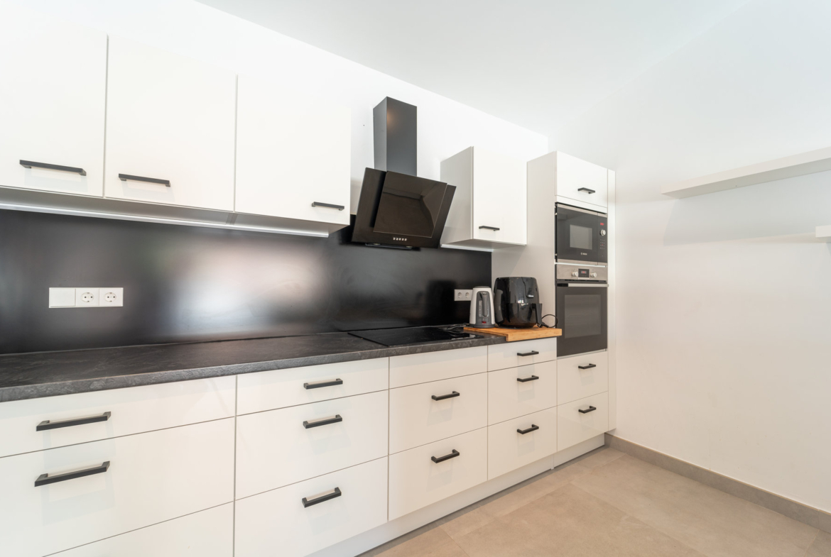 Modernes Penthouse mit Terrasse zur Miete in Campos