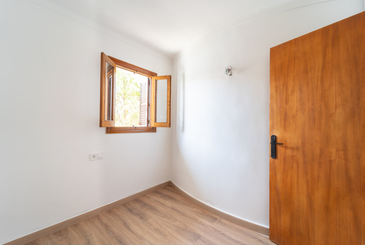 Planta baja con amplia terraza y jardín en alquiler, Cala Santanyí