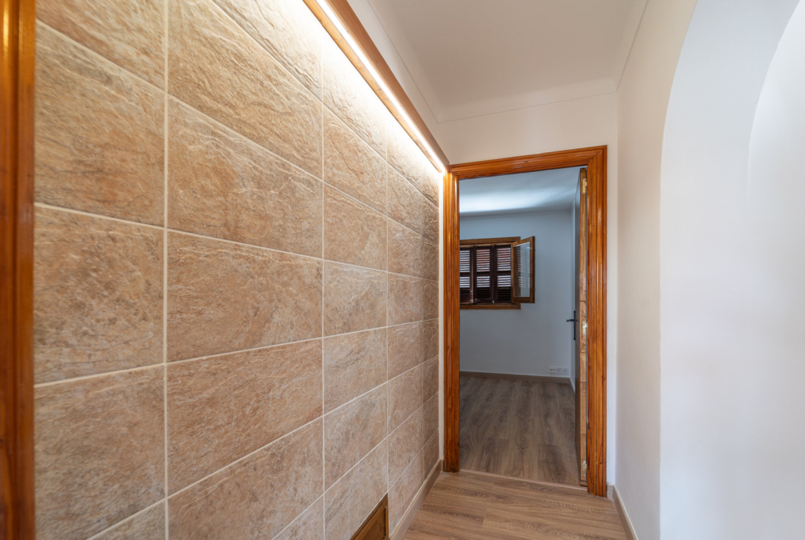 Planta baja con amplia terraza y jardín en alquiler, Cala Santanyí