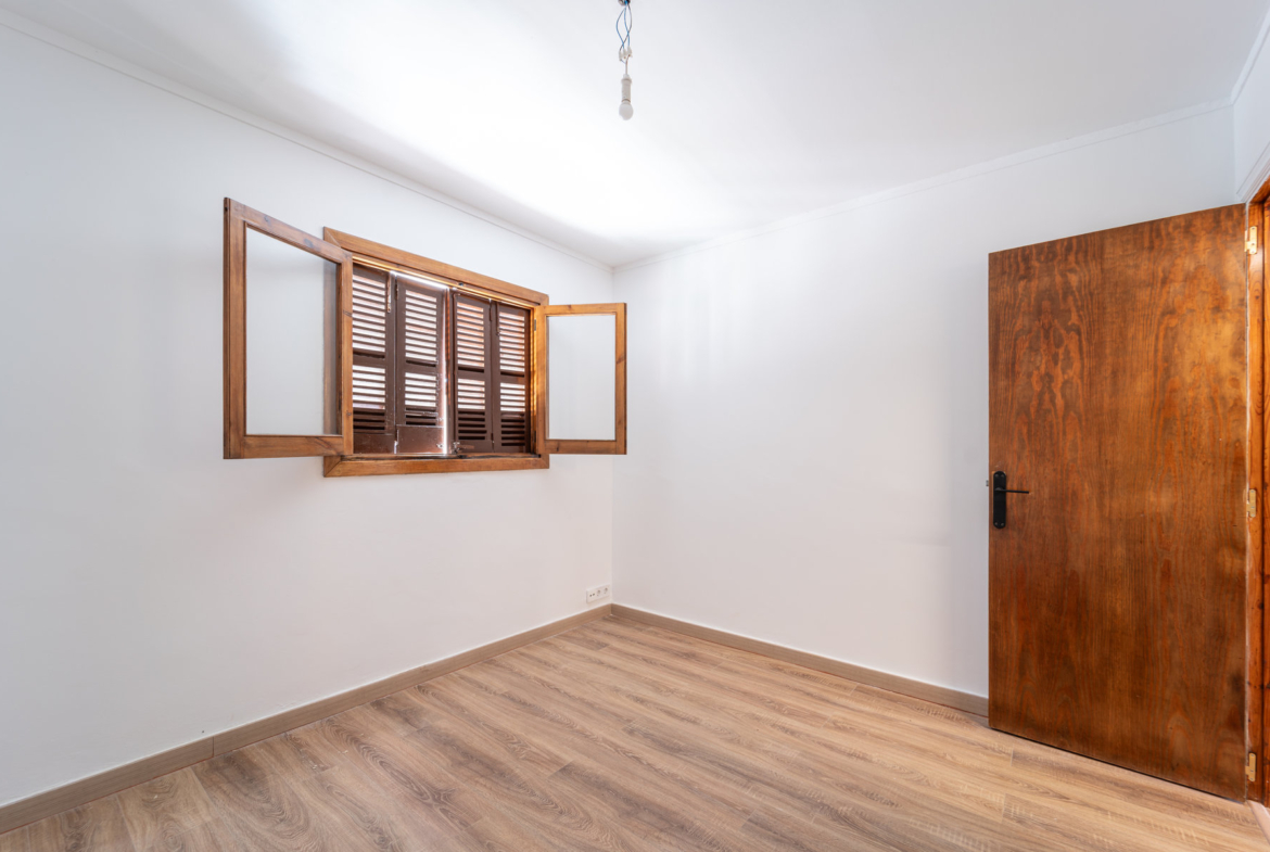 Planta baja con amplia terraza y jardín en alquiler, Cala Santanyí