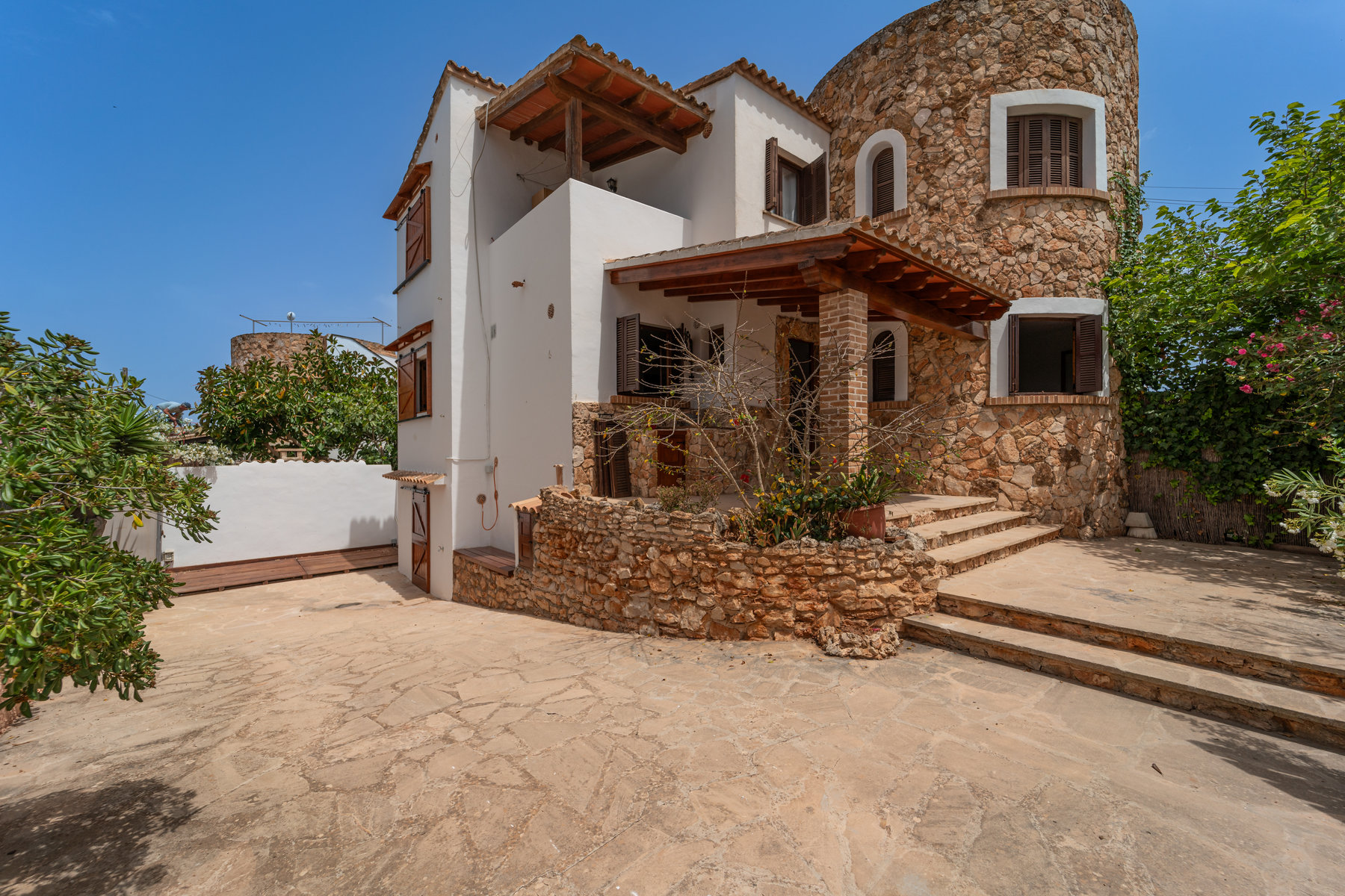 Planta baja con amplia terraza y jardín en alquiler, Cala Santanyí