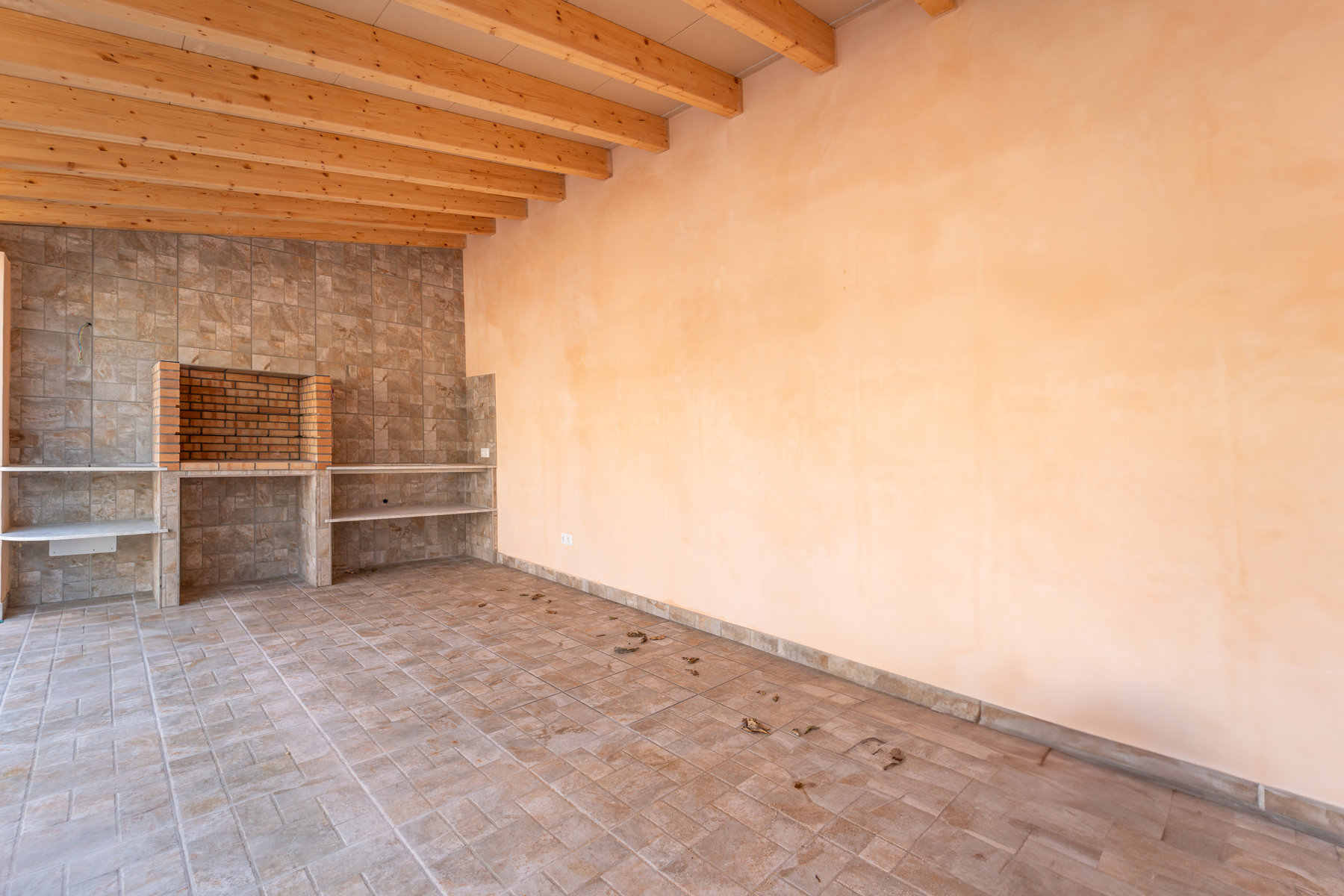 1415-Newly-built-town-house-to-rent-in-Ses-Salines-_LWP1896.jpg Casa de pueblo reformada en alquiler en Ses Salines · 3 dorm.