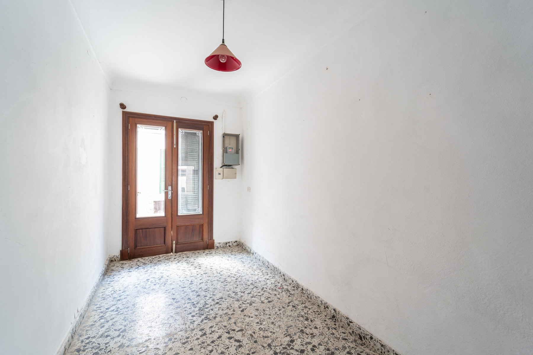 Stadthaus in Porreres – 4 Schlafzimmer, Garage & Terrasse