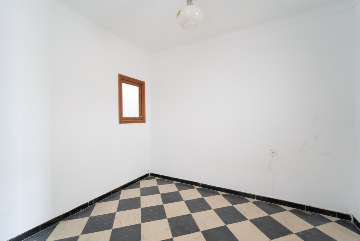 Stadthaus in Porreres – 4 Schlafzimmer, Garage & Terrasse