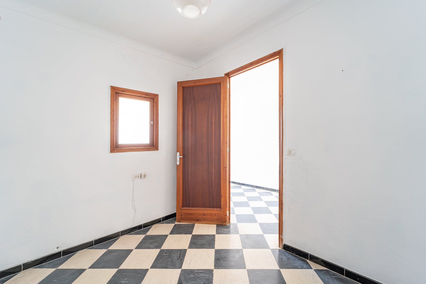 Stadthaus in Porreres – 4 Schlafzimmer, Garage & Terrasse
