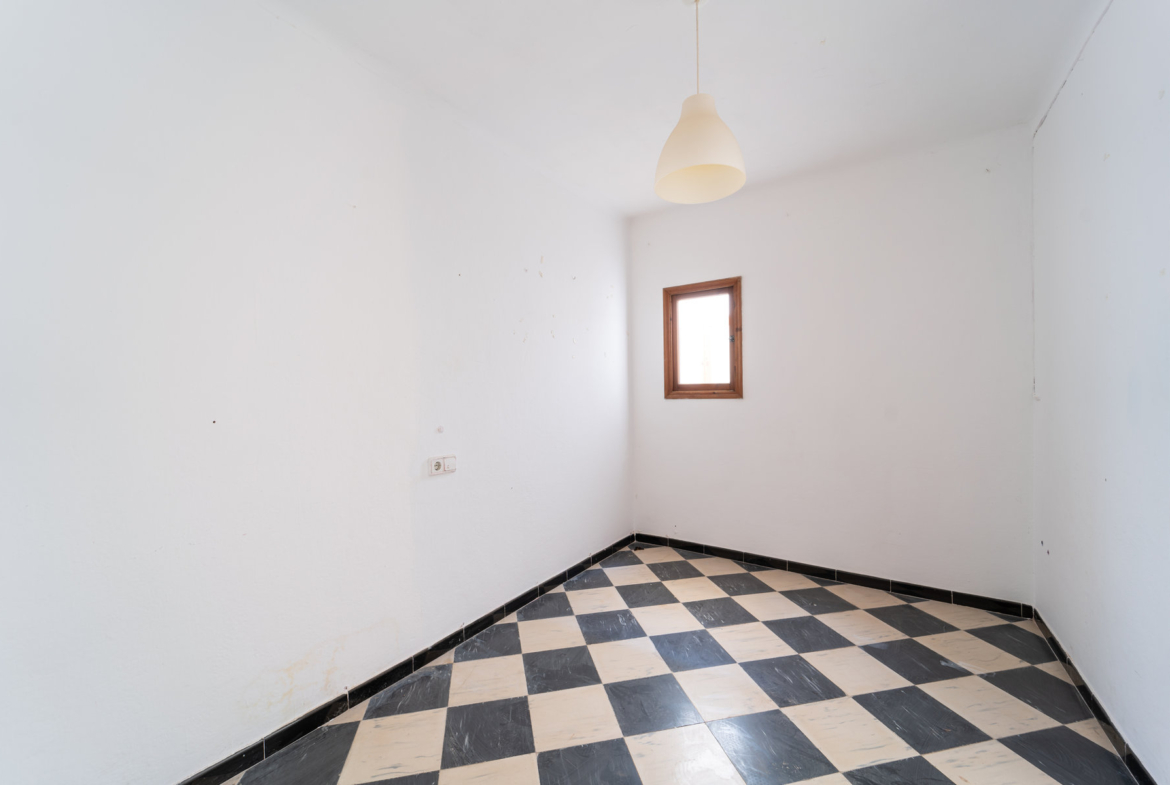 Stadthaus in Porreres – 4 Schlafzimmer, Garage & Terrasse