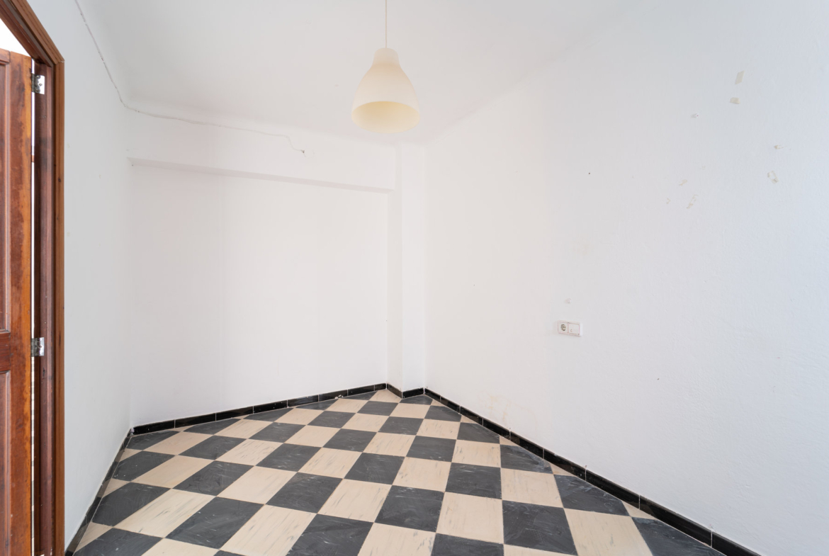 Stadthaus in Porreres – 4 Schlafzimmer, Garage & Terrasse