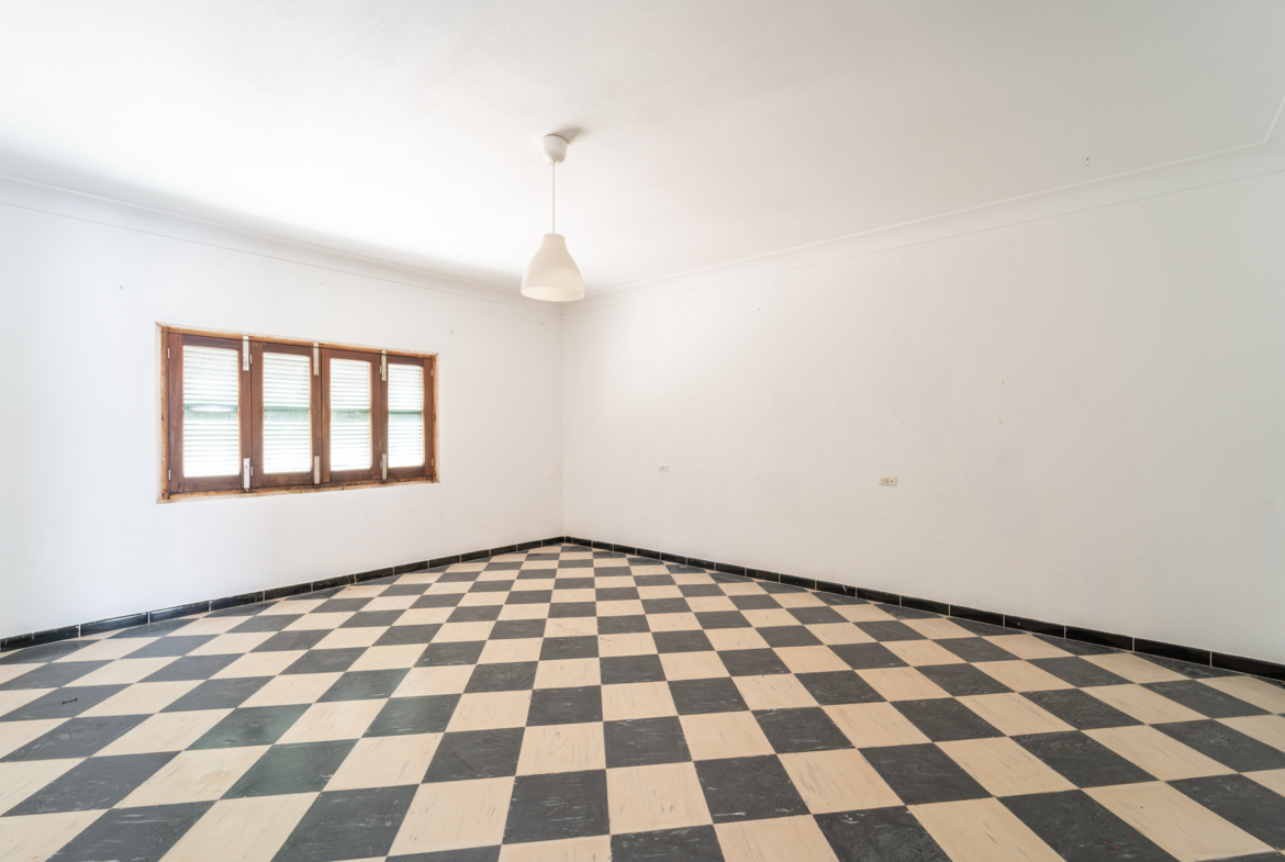 Stadthaus in Porreres – 4 Schlafzimmer, Garage & Terrasse