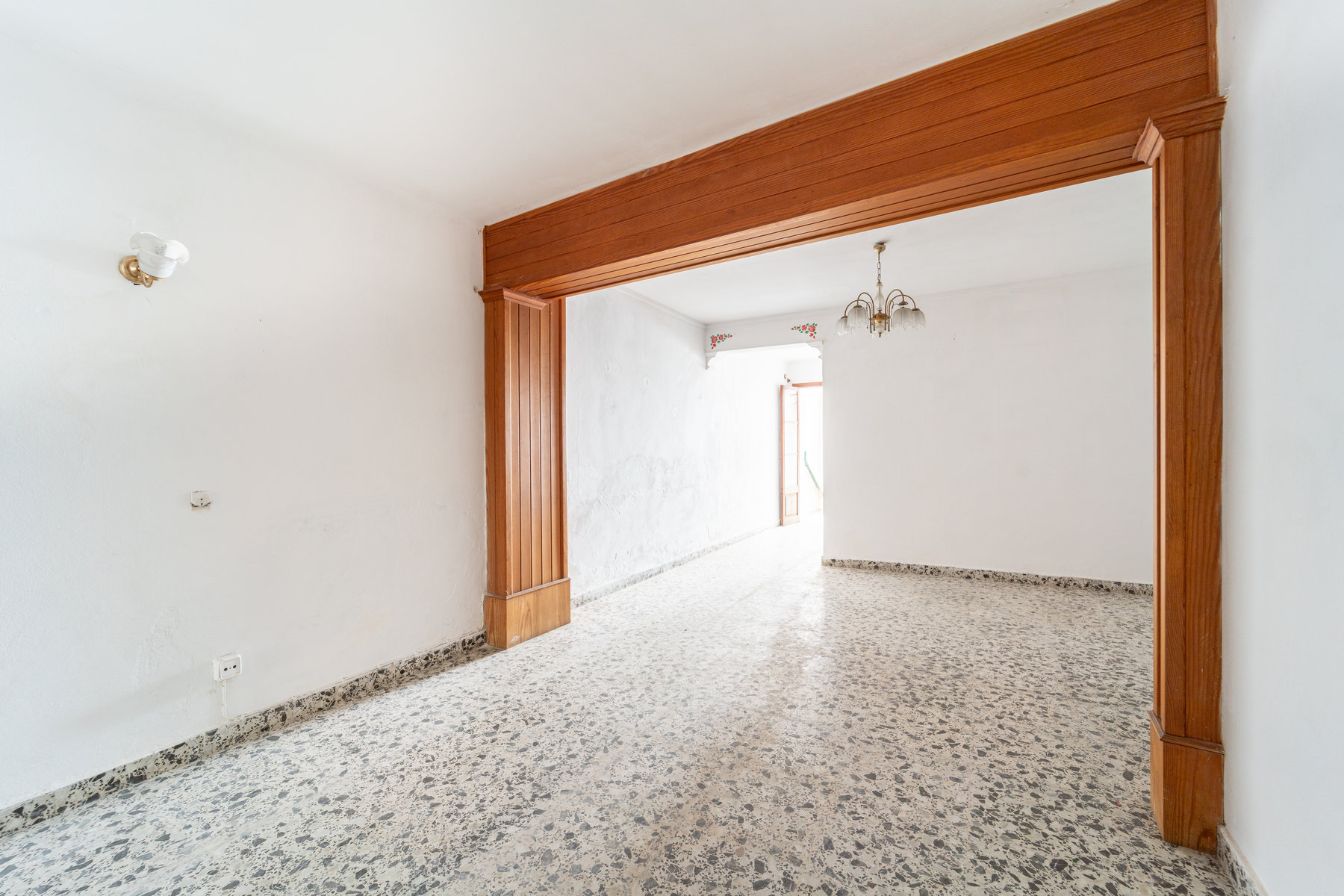 Stadthaus in Porreres – 4 Schlafzimmer, Garage & Terrasse