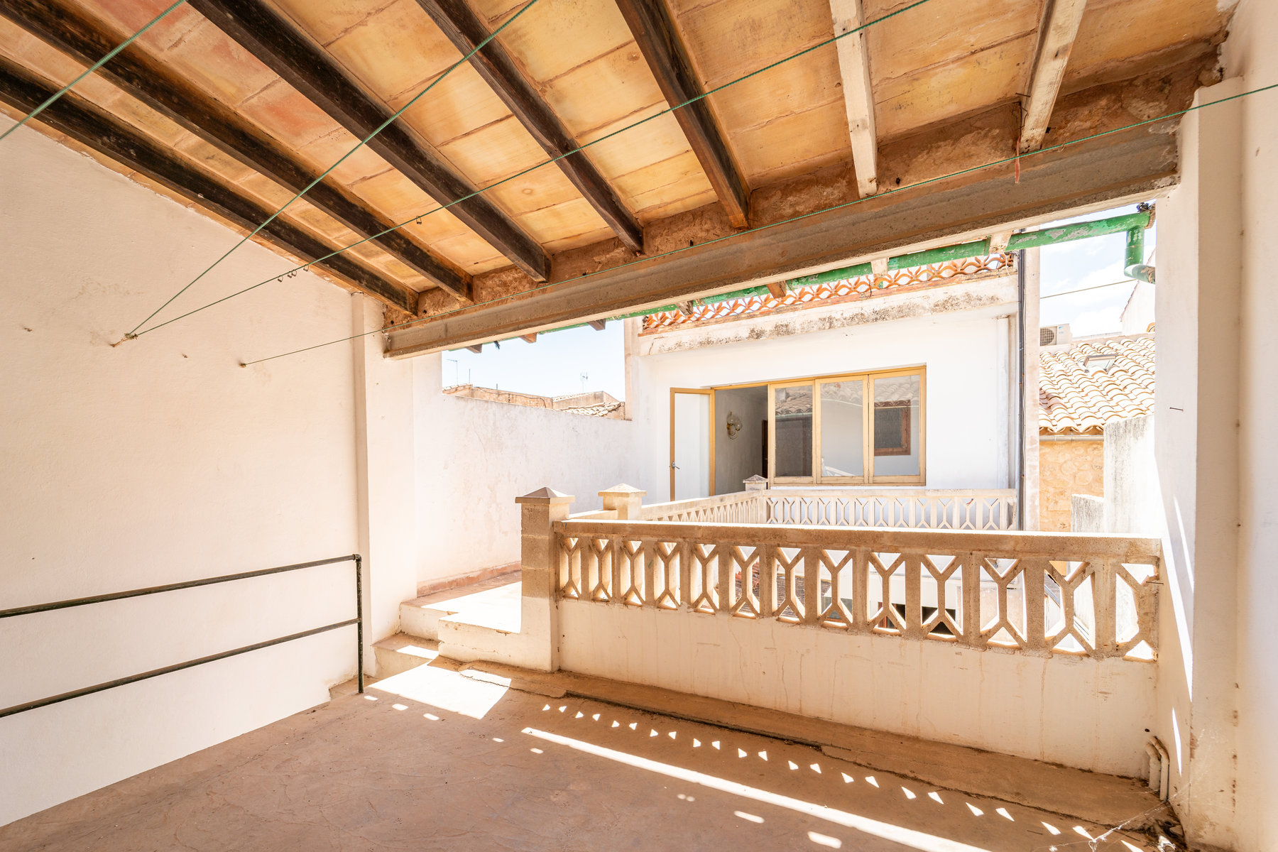 Stadthaus in Porreres – 4 Schlafzimmer, Garage & Terrasse