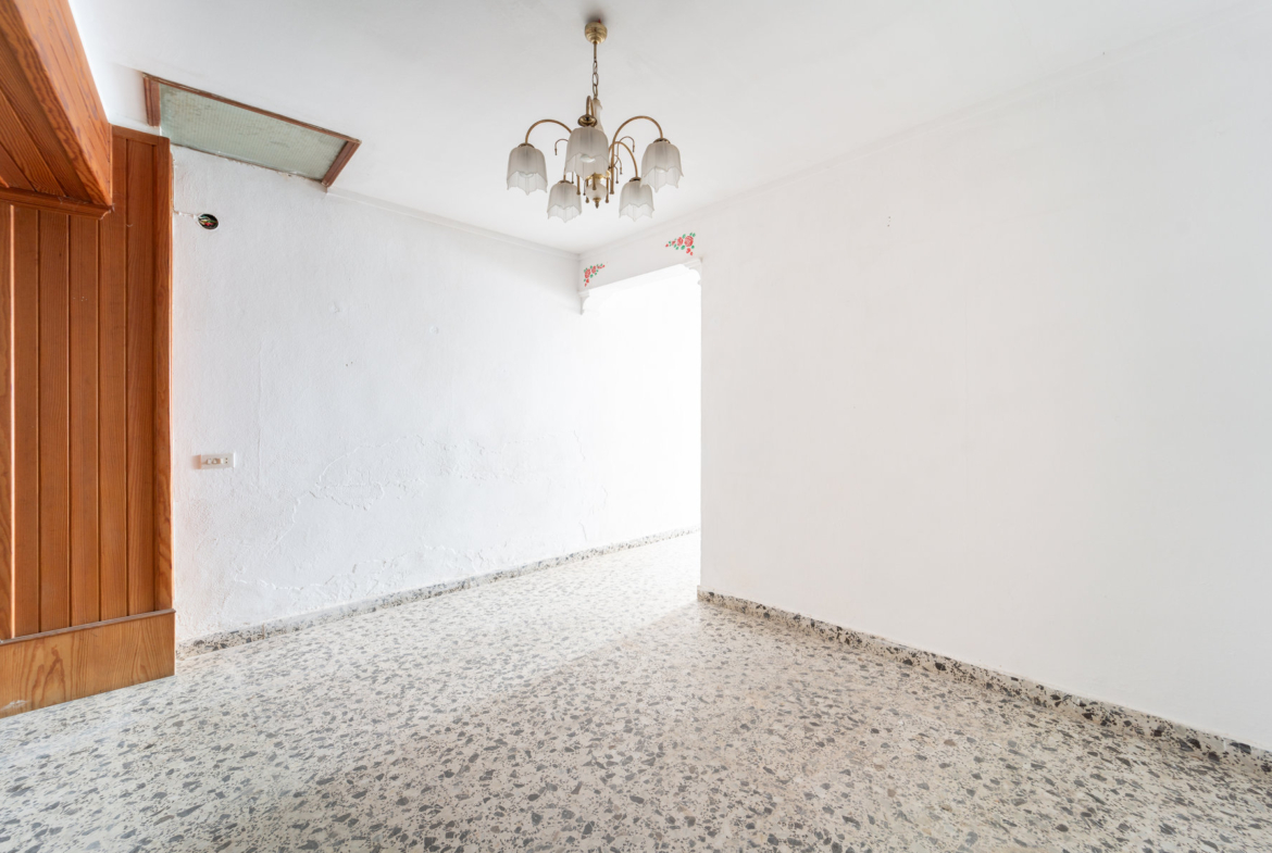 Stadthaus in Porreres – 4 Schlafzimmer, Garage & Terrasse
