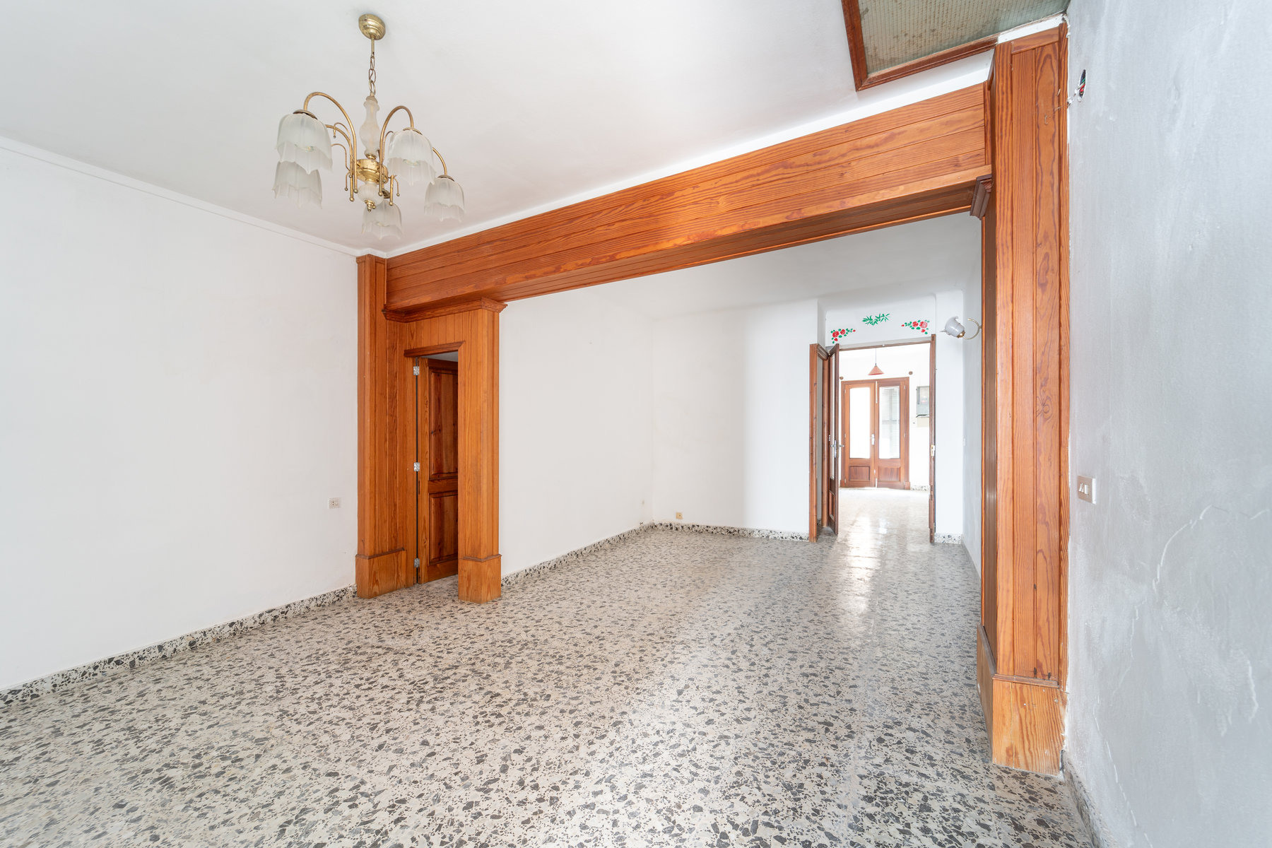 Stadthaus in Porreres – 4 Schlafzimmer, Garage & Terrasse