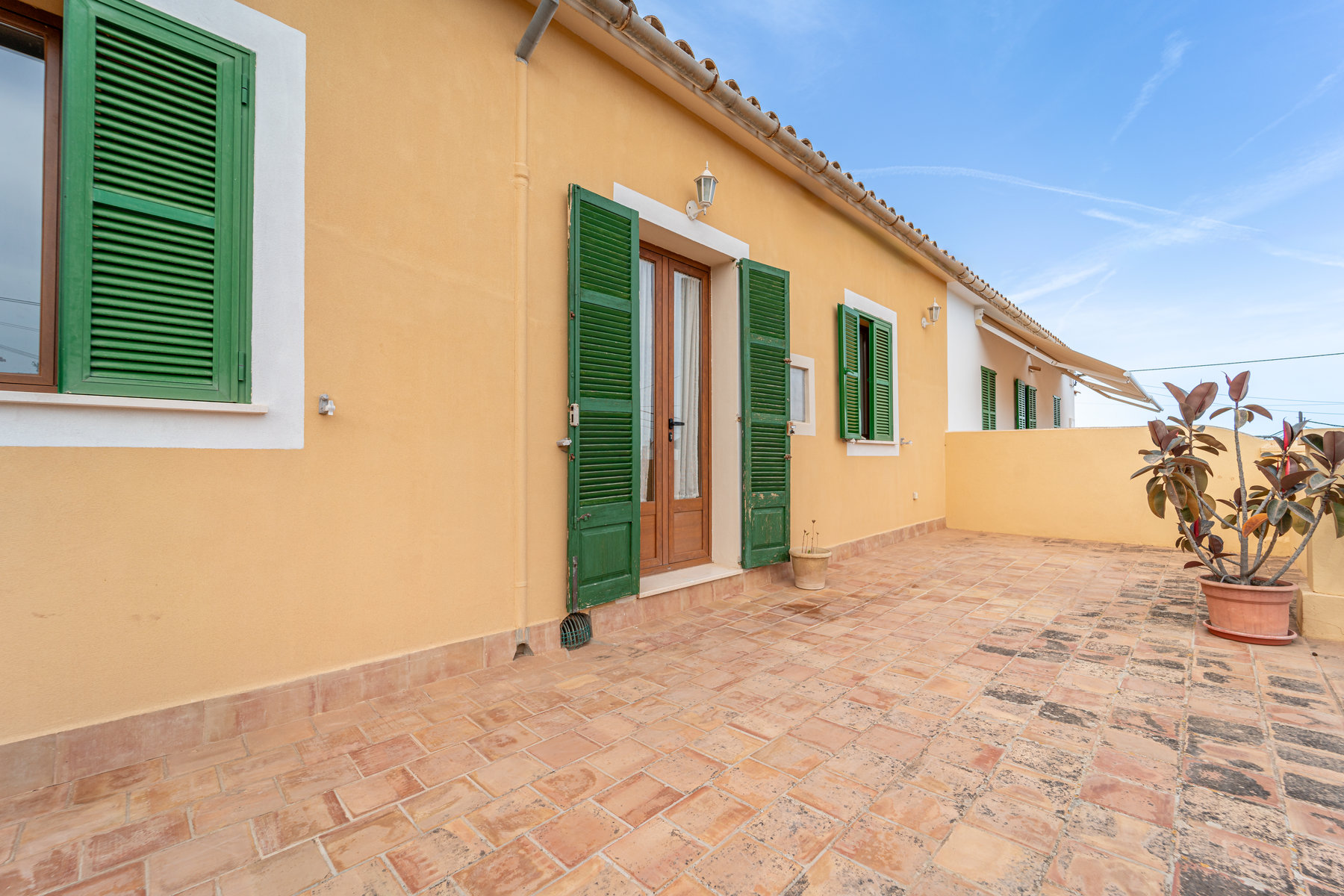 1417-Comfortable-house-with-terraces-and-sea-views-for-sale-in-Palma-de-Mallorca.-26.jpg Haus mit Meerblick und Terrassen in Génova, Palma de Mallorca
