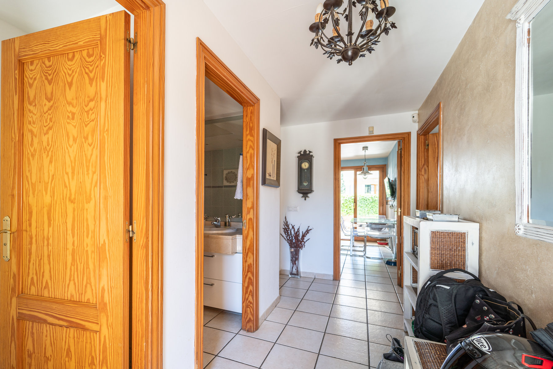 1420-Two-story-house-with-garden-and-shared-swimming-pool-area-in-Genova-Palma-de-Mallorca.-10.jpg Chalet con jardín privado y piscina en camino de Génova, Palma