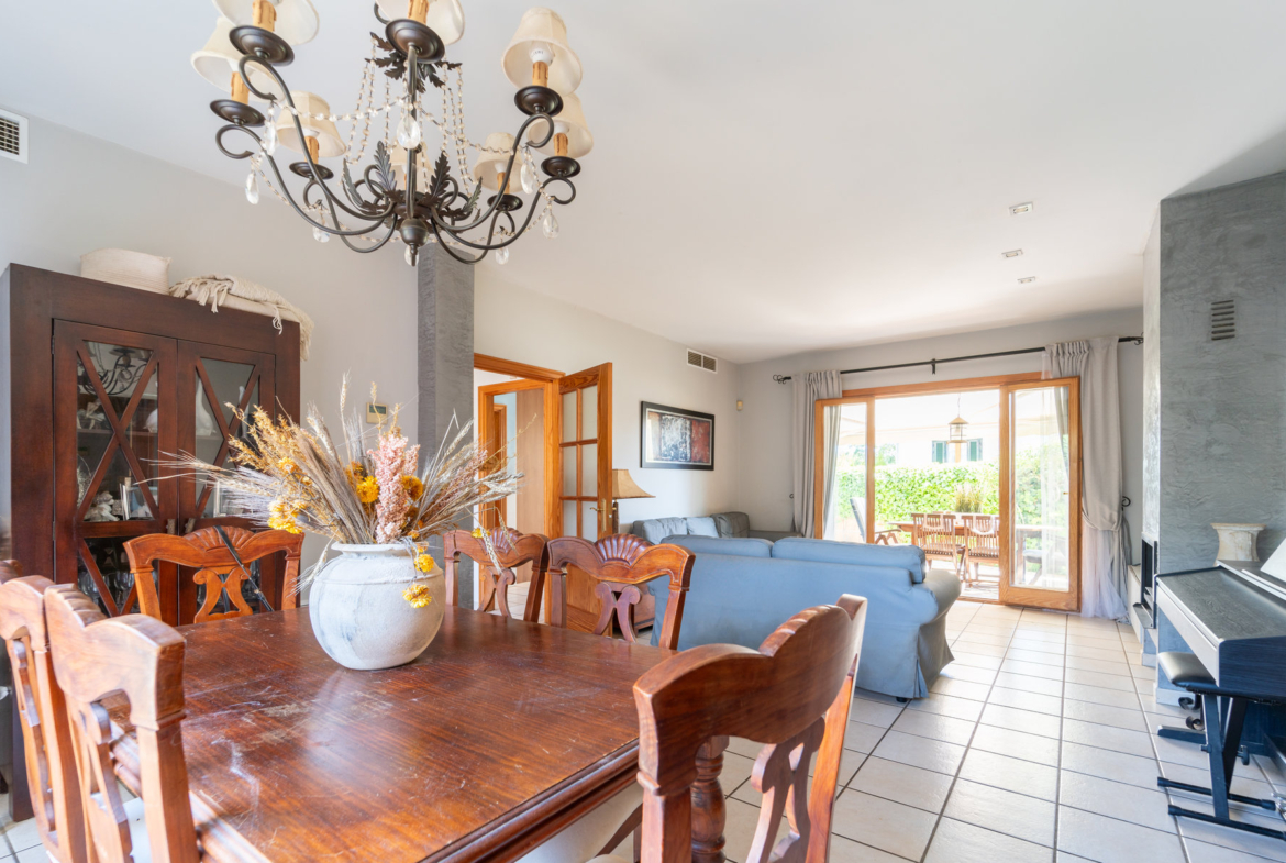 Chalet con jardín privado y piscina en camino de Génova, Palma