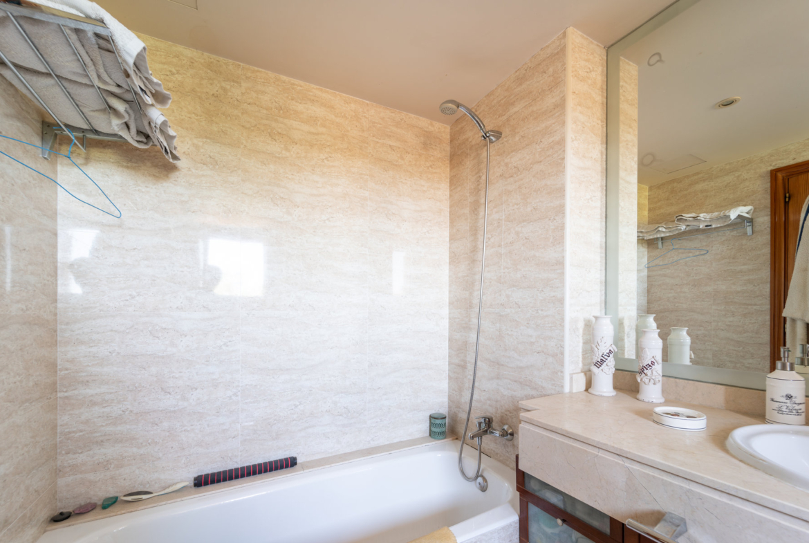 Chalet con jardín privado y piscina en camino de Génova, Palma