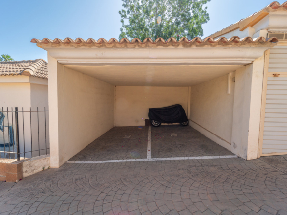 Chalet con jardín privado y piscina en camino de Génova, Palma