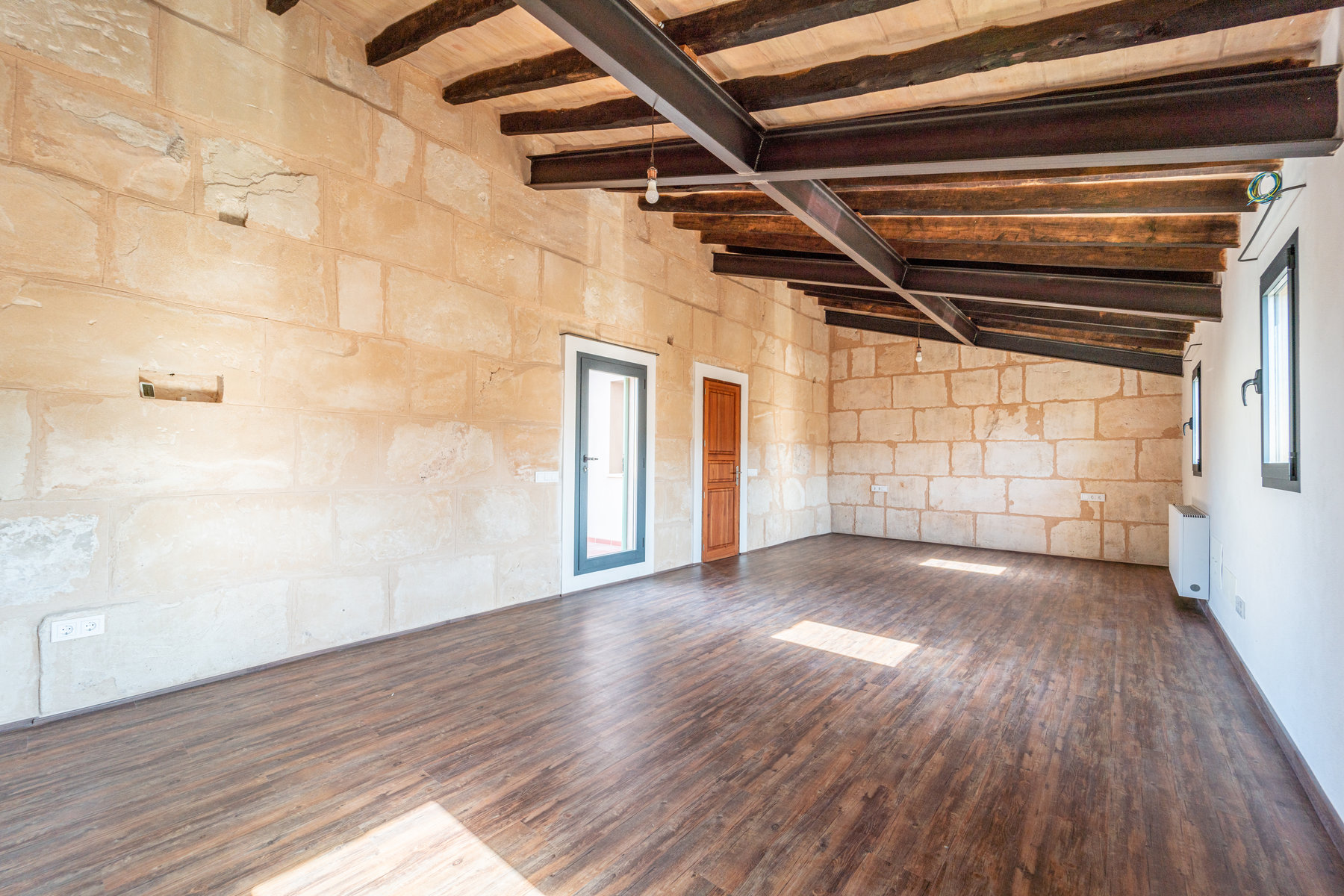 1427-Beautiful-new-house-to-rent-in-Ses-Salines.20.jpg Fully Renovated Village House With Patio to Rent in Ses Salines