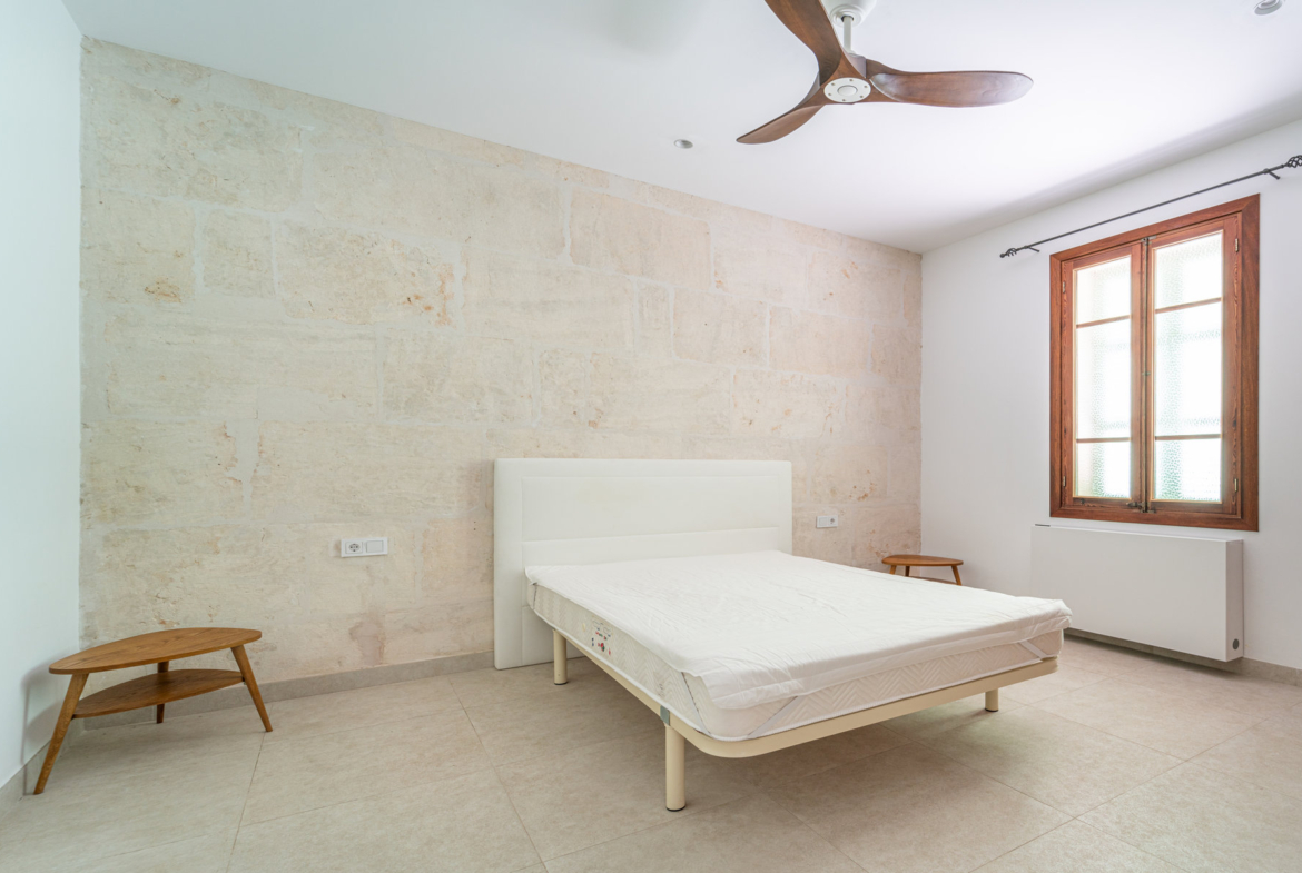 Fully Renovated Village House With Patio to Rent in Ses Salines