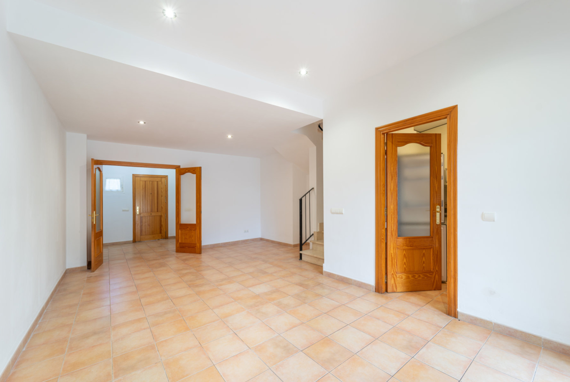 House for Rent in Ses Salines with Terrace & Balcony