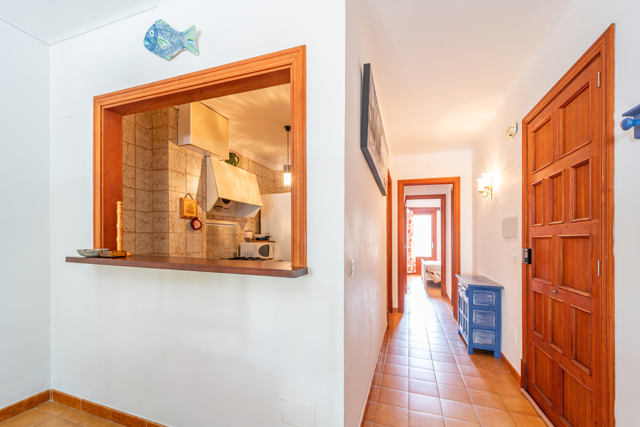 1455-Spacious-and-furnished-apartment-with-terrace-in-Colonia-Sant-Jordi-06.jpg Möblierte Wohnung mit großer Terrasse, 300 m vom Meer, Colonia de Sant Jordi