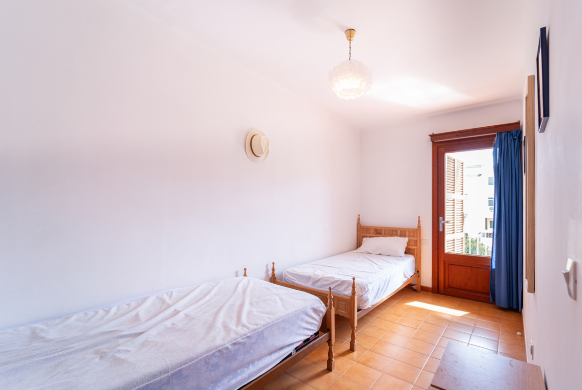 Möblierte Wohnung mit großer Terrasse, 300 m vom Meer, Colonia de Sant Jordi