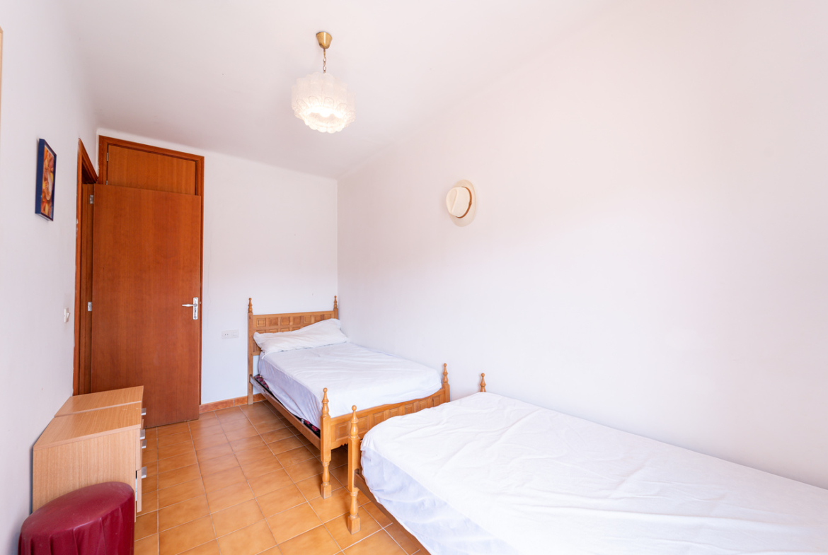 Möblierte Wohnung mit großer Terrasse, 300 m vom Meer, Colonia de Sant Jordi