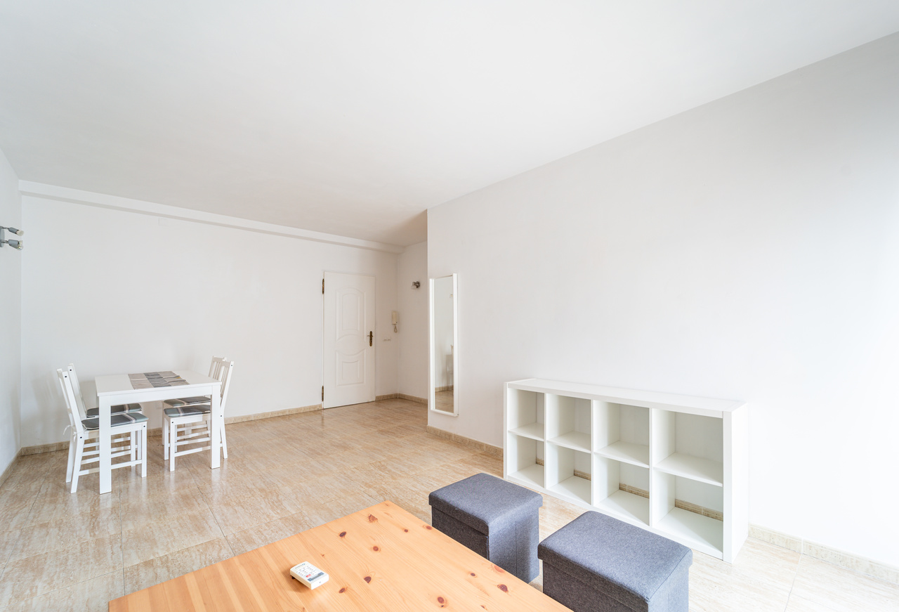 Möblierte Wohnung zur Miete in Campos mit Balkon & Klimaanlage