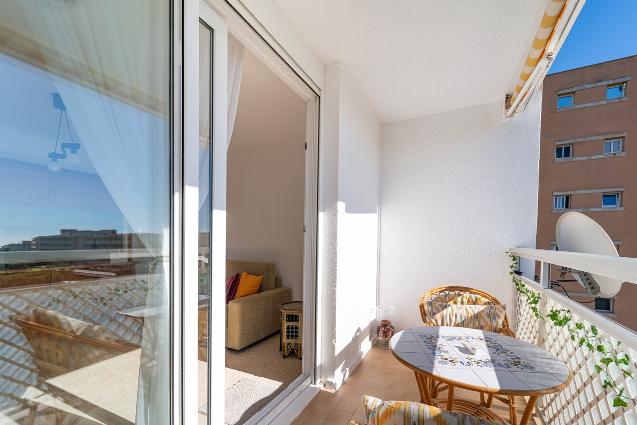 Apartamento en alquiler con terraza y vistas al mar en Calas de Mallorca