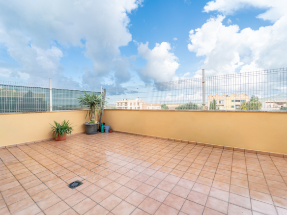 Alquiler de piso en Santanyí con terraza privada y diseño moderno