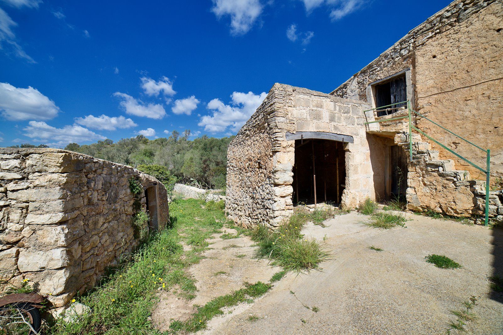 Centuries-Old Stone Farmhouse for Sale Near Es Carritxó, Felanitx