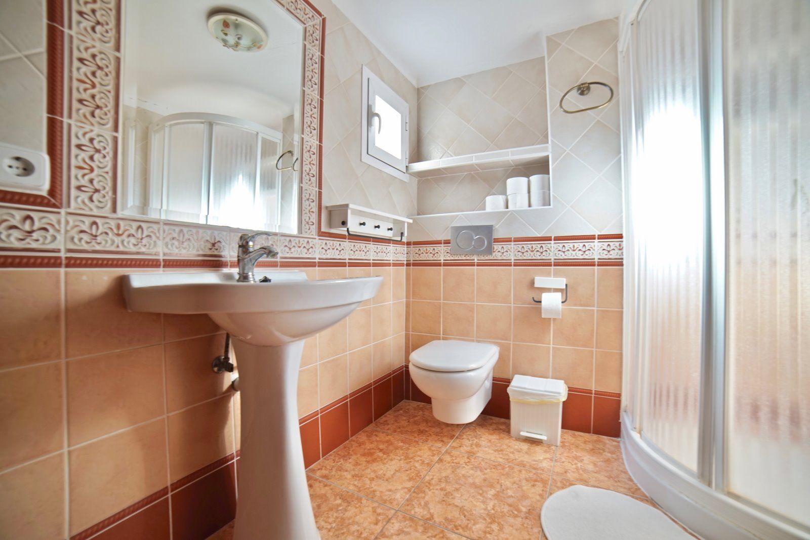 15-1079-Villasyfincasmallorca.jpg Seafront Apartment for Rent in Colonia de Sant Jordi
