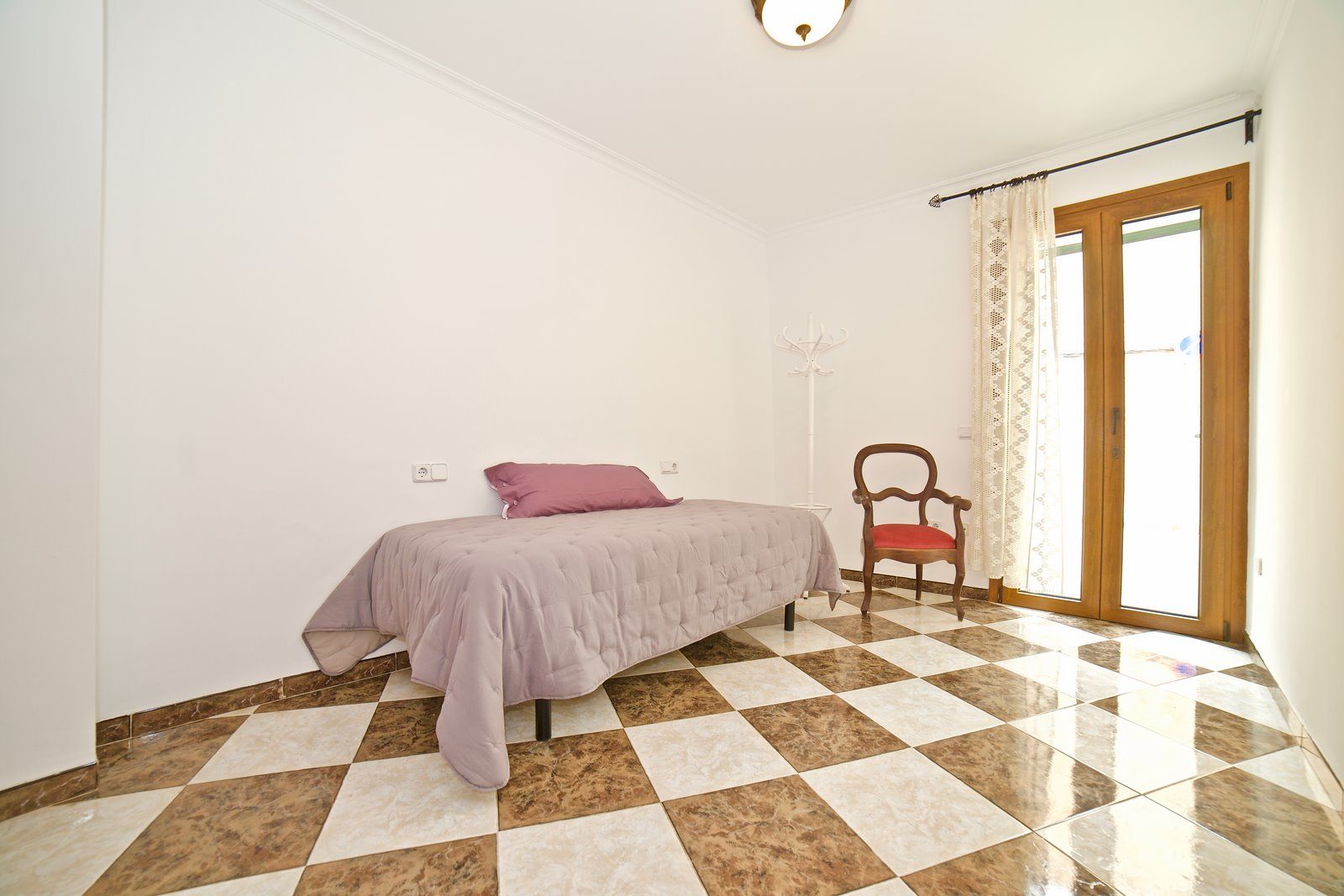 15-1186-Villasyfincasmallorca.jpg Furnished Ground-Floor Apartment for Rent in Ses Salines